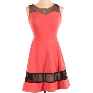 Womens vibe sportswear dress- size large